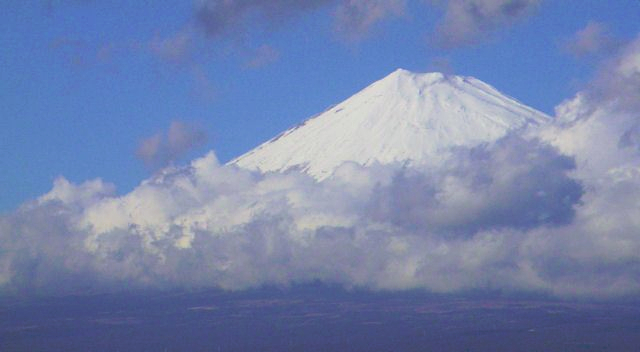 ゆっくりと富士山　　（2011/02/18)